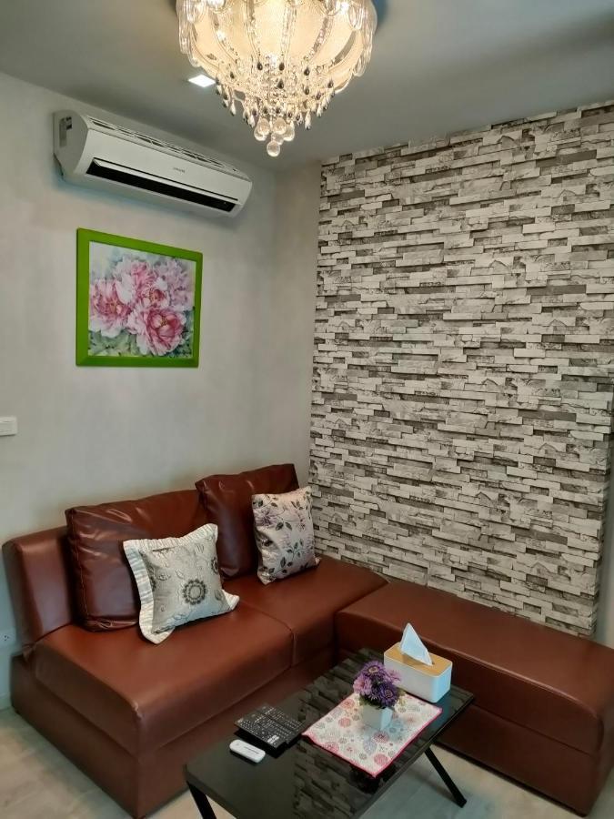 The Base Apartments At Central Pattaya Exteriör bild