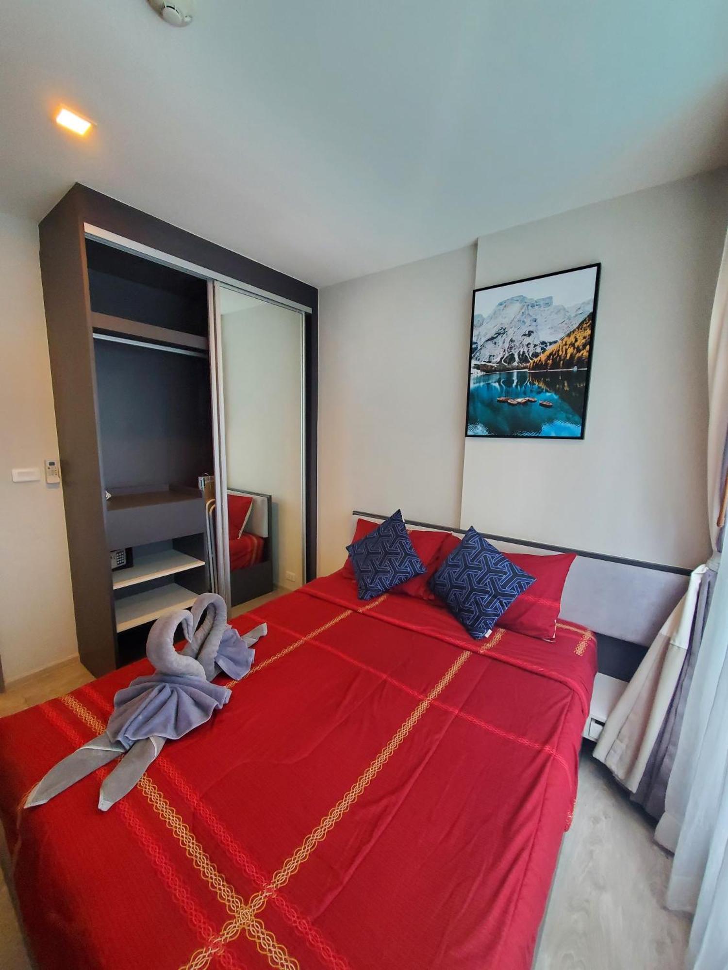 The Base Apartments At Central Pattaya Exteriör bild